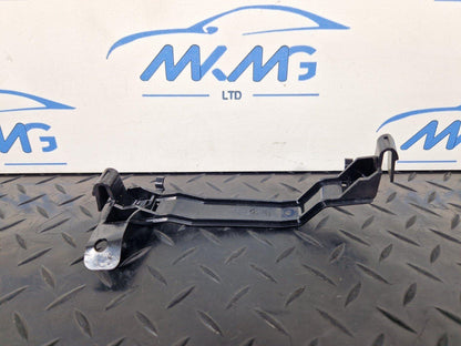 12-18 AUDI A6 C7 RIGHT HOLDER BRACKET 4G0867192