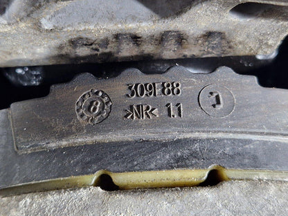 18 ON MERCEDES BENZ SPRINTER W907 W910 GEARBOX MOUNT LEFT SIDE A9102410300