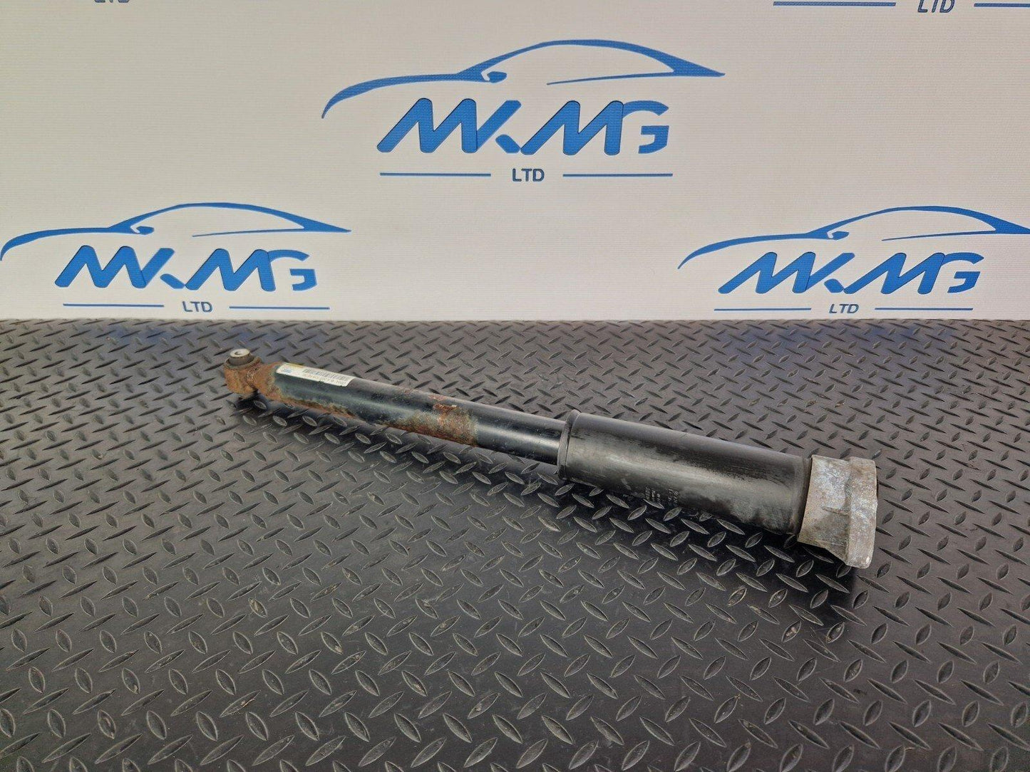 14-21 MERCEDES BENZ C220D W205 REAR LEFT & RIGHT SHOCK ABSORBER A2053207230