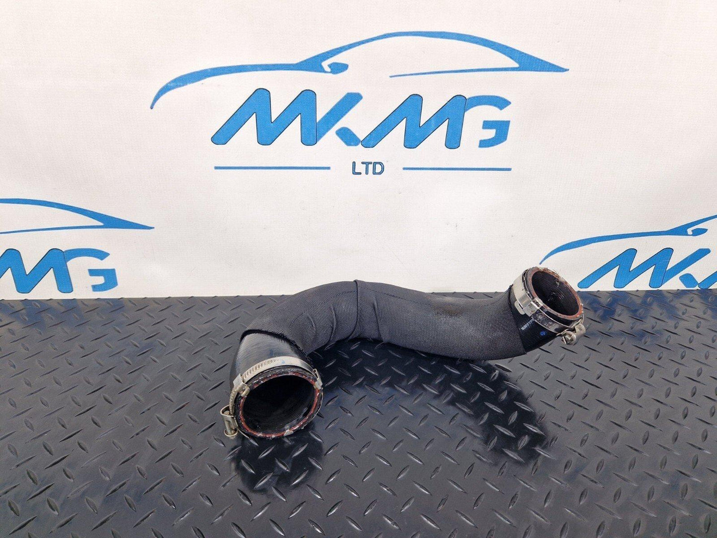 10-18 AUDI A7 4G S-LINE GENUINE TURBO PRESSURE HOSE 4G0145738AH