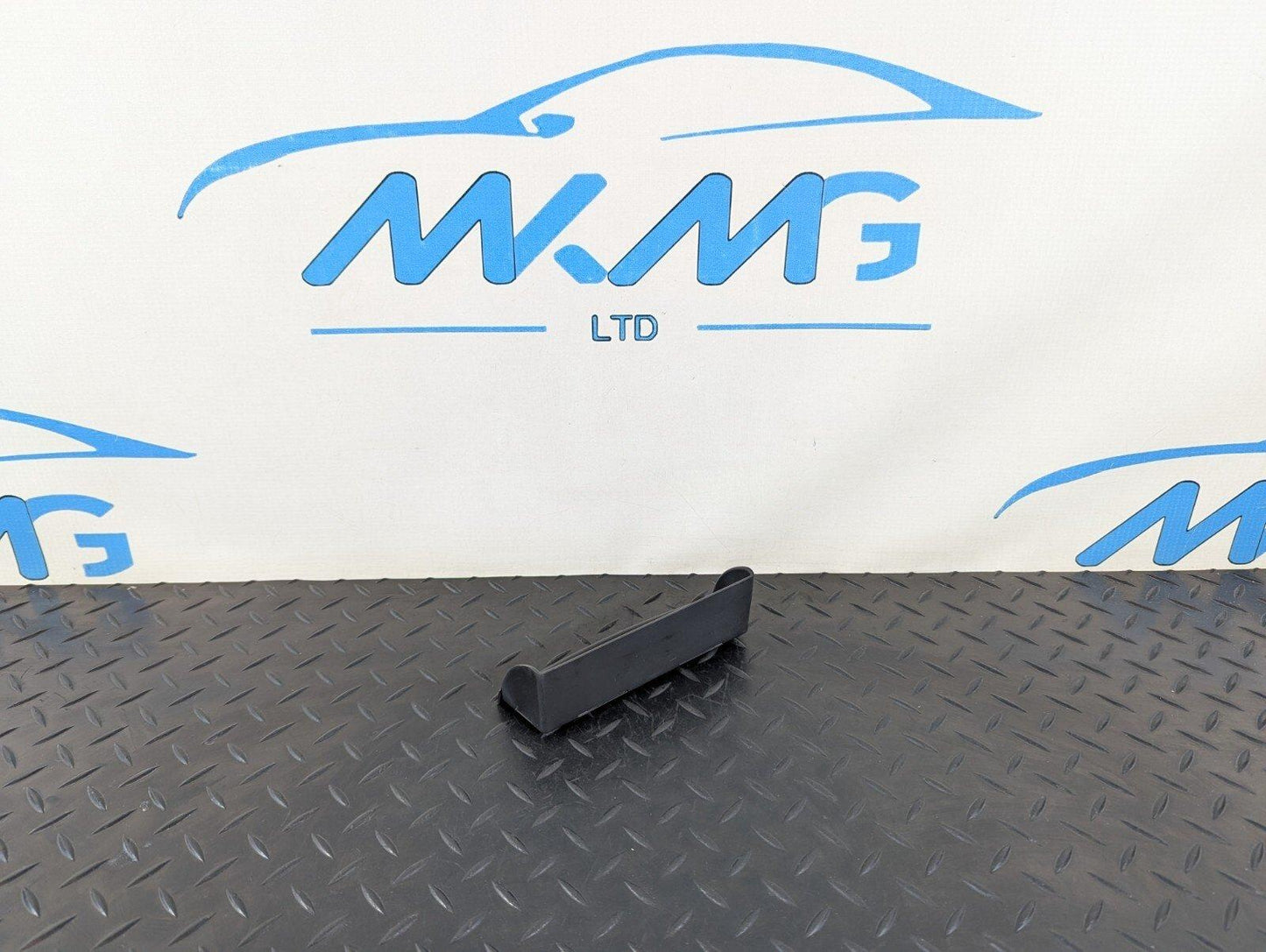 11-19 MERCEDES BENZ ML W166 OEM INTERIOR RUBBER INSERT TRIM A1666830994