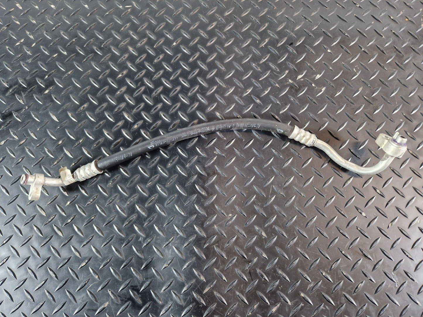 16-19 MERCEDES BENZ GLE W166 GENUINE REFRIGERANT LINE A1668305100
