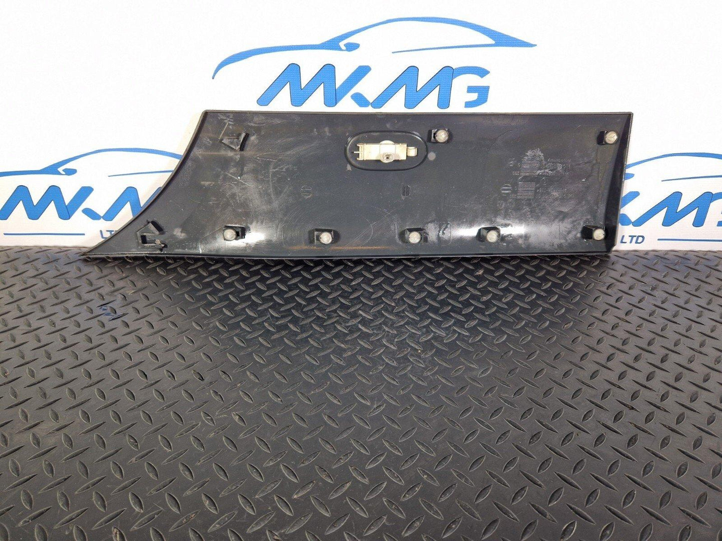 18-ON MERCEDES BENZ SPRINTER W907 W910 REAR RIGHT BODY SIDE TRIM A9106909801
