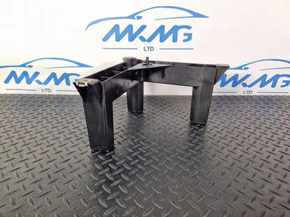 18-ON MERCEDES BENZ A CLASS W177 GENUINE MOUNT BRACKET A1776827500