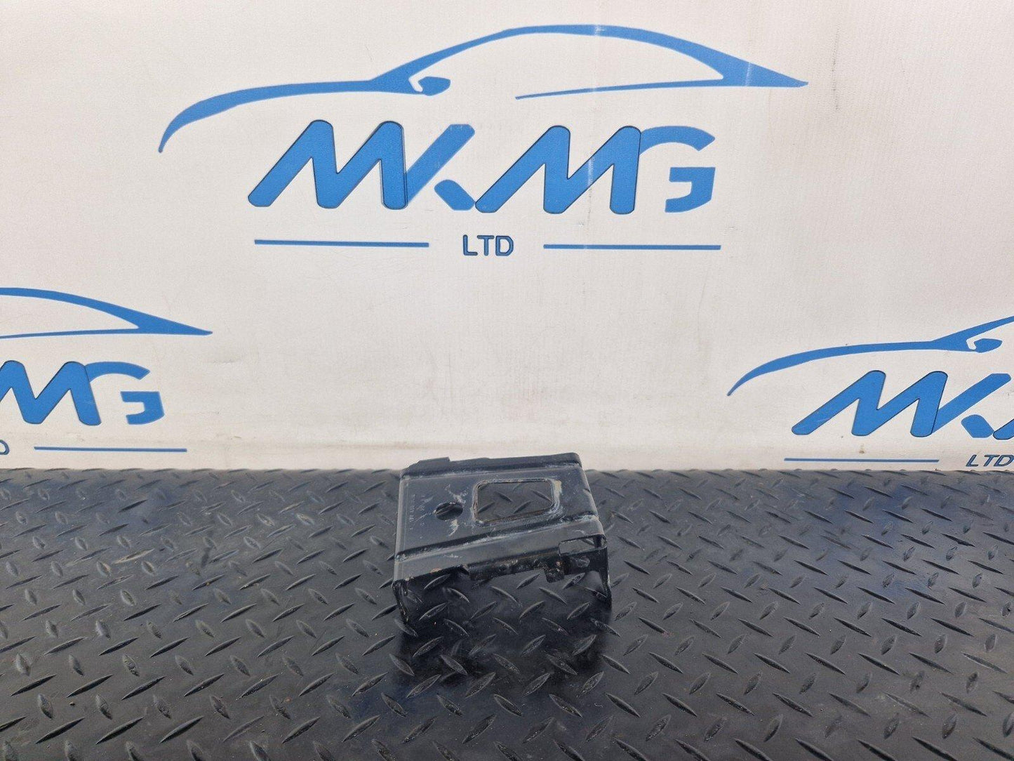 19-ON MERCEDES A CLA B W177 W247 C118 GENUINE ABS PUMP BRACKET A1774303500