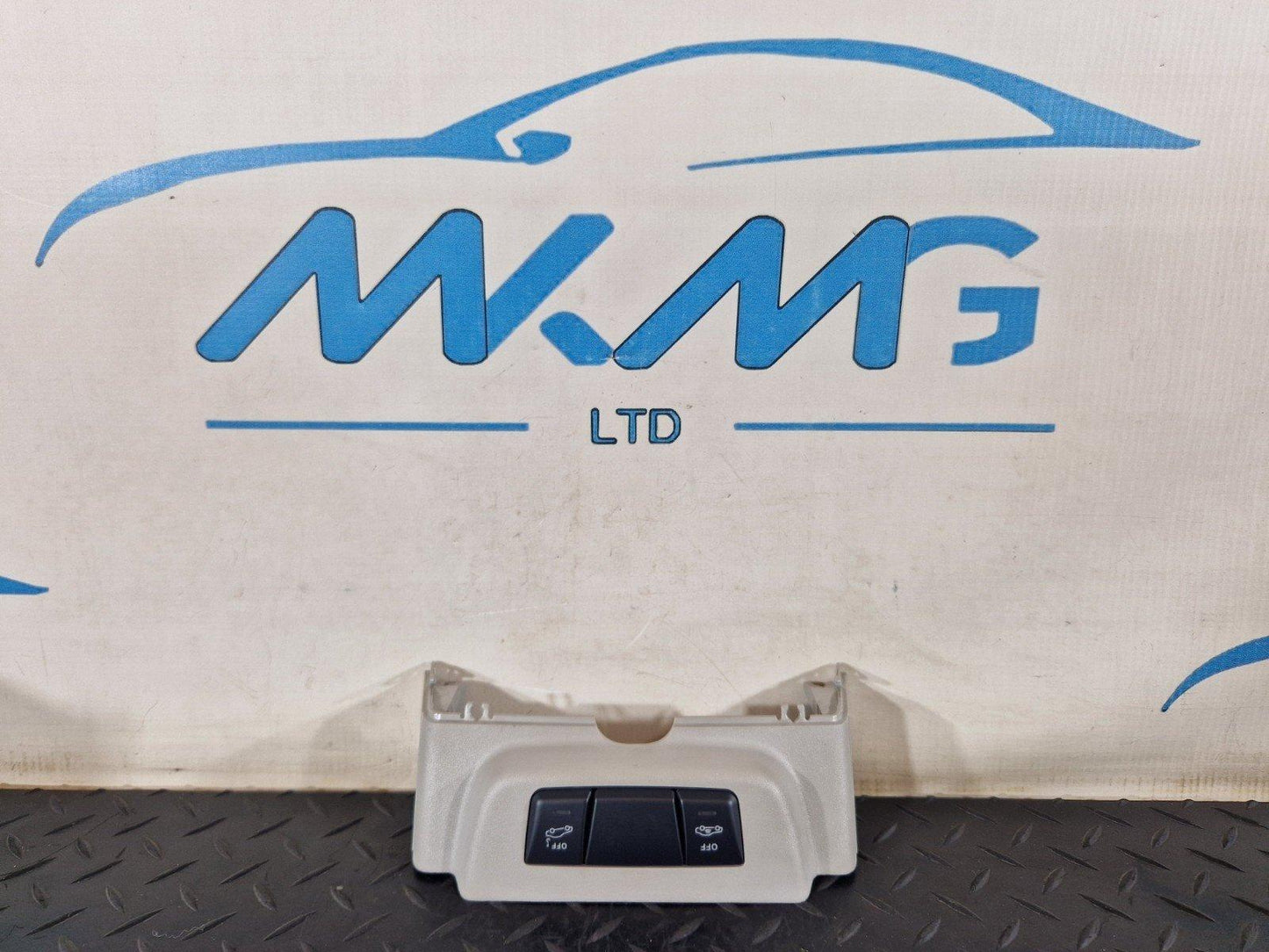 11-19 MERCEDES BENZ ML W166 GENUINE ROOF TOW ALARM SWITCH A1668211836