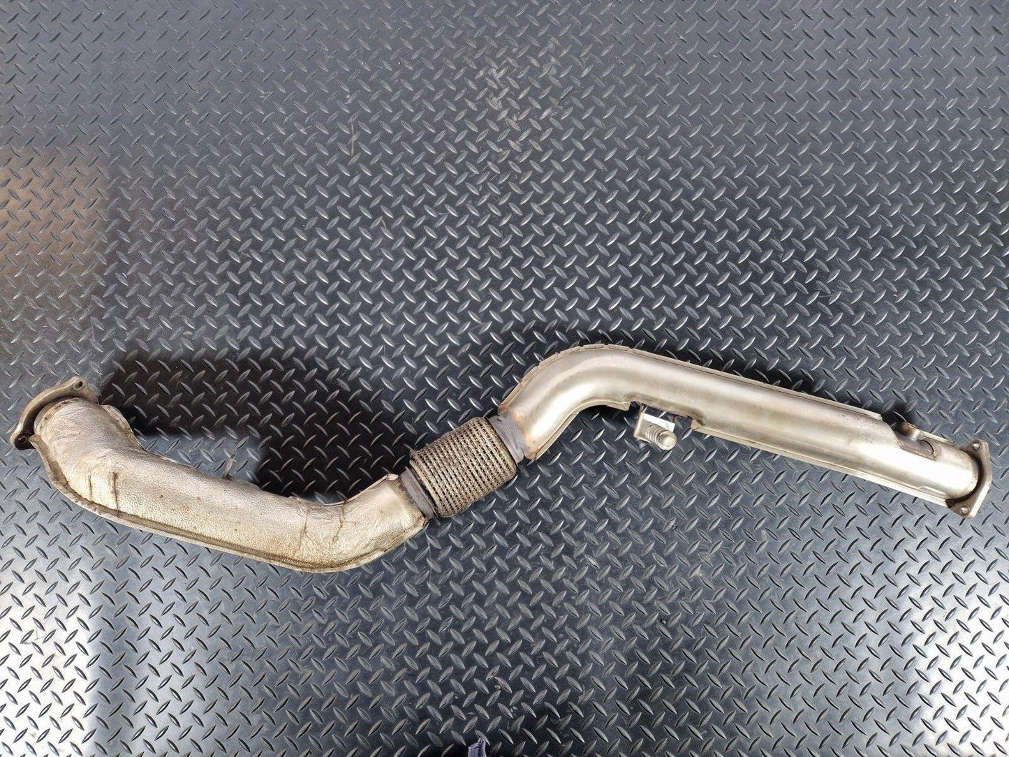 16-23 AUDI A5 F5 A4 B9 2.0TDI EXHAUST FLEXIBLE PIPE 8W0253300AN