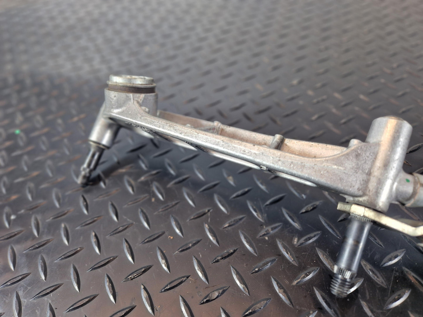 2019 Mercedes-Benz B200d B-Class W247 SUV Wiper Linkage A2479060301 A2478208902