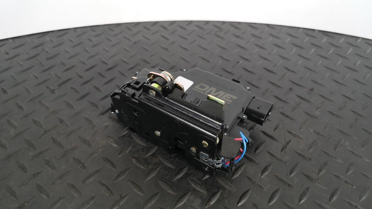 VW PASSAT B5.5 FRONT RIGHT DOOR LOCK ACTUATOR SOLENOID LOCKING RELAY 3B1837016A