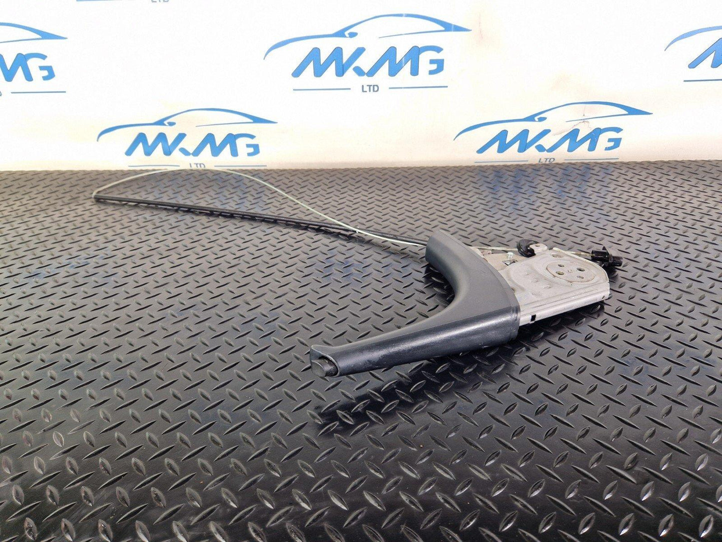 18-ON MERCEDES BENZ SPRINTER W907 W910 HANDBRAKE LEVER WITH CABLE A9064200212