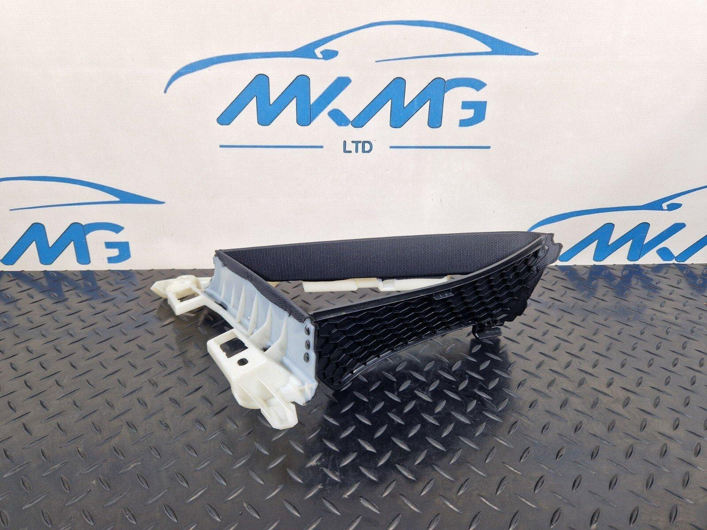 16-23 AUDI A5 F5 SPORTBACK LEFT BLACK C-PILLAR TRIM COVER 8W8867287A