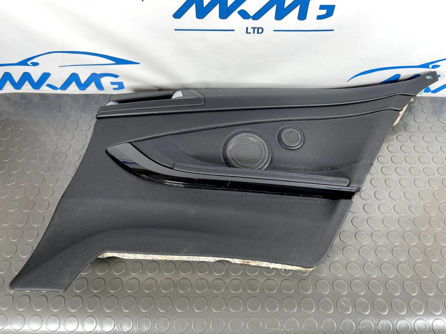 BMW 4 SERIES F32 REAR RIGHT BLACK LEATHER DOOR PANEL (H/K COVER) 7302762
