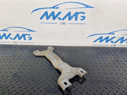 19-ON MERCEDES A CLA C188 V177 EQ 250E EXHAUST SYSTEM CENTRE BRACKET A2474921500