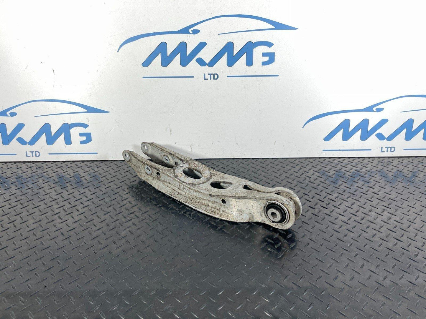 16-23 AUDI A5 F5 SPORTBACK REAR RIGHT OR LEFT SIDE LOWER CONTROL ARM 8W0505311H