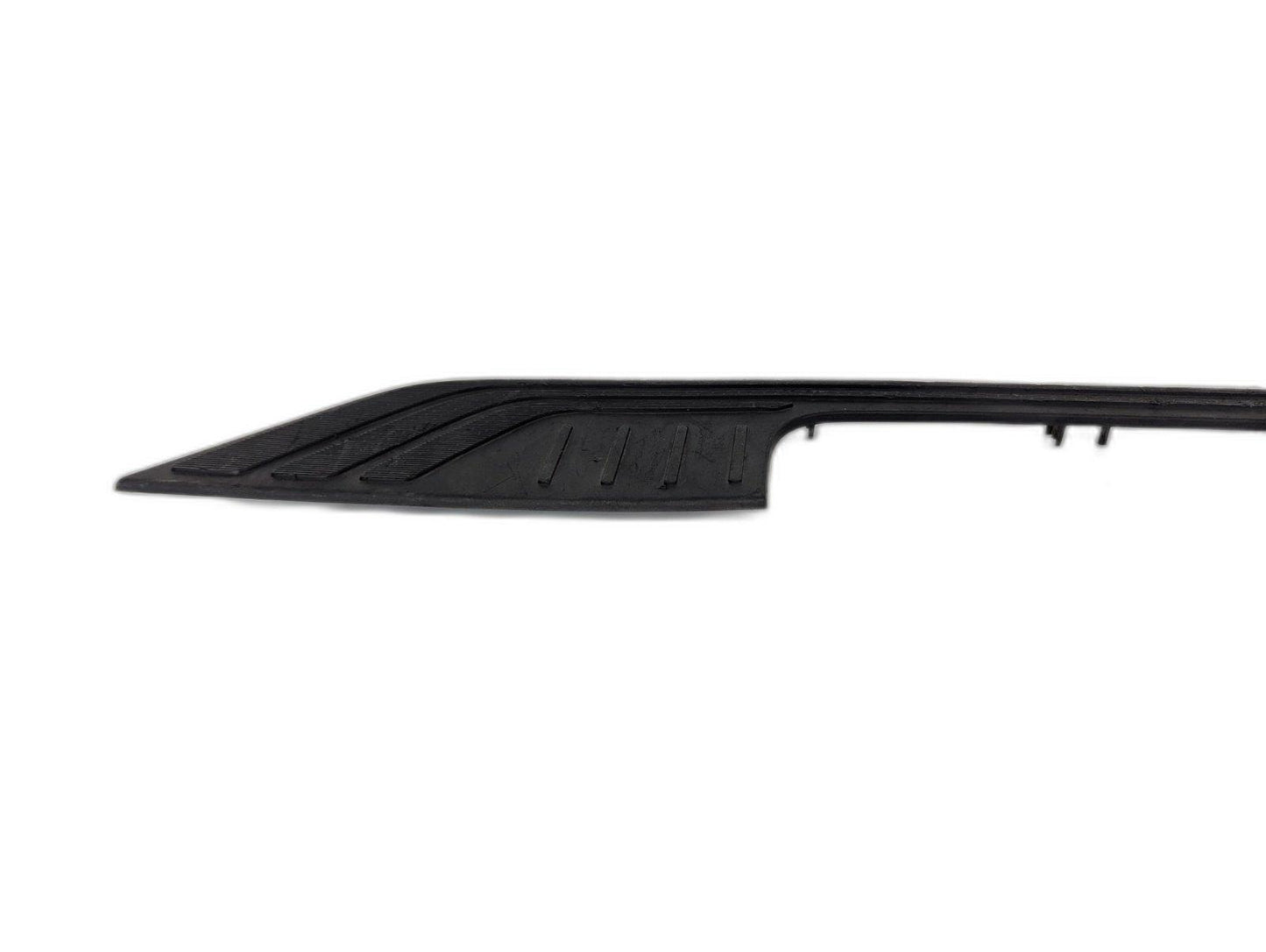 14-23 MERCEDES BENZ VITO W447 REAR TAILGATE FLOOR LOWER STEP COVER A4476900051