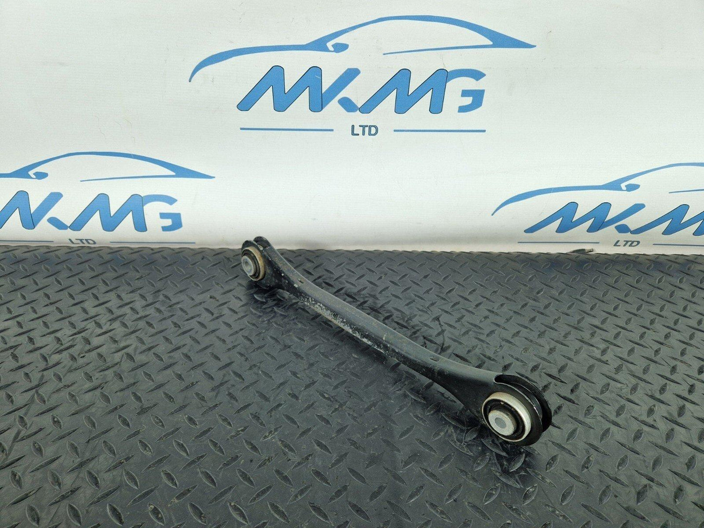 16-19 AUDI A4 B9 GENUINE OEM REAR RIGHT O/S CONTROL ARM 4M0505292D 4M0505425D