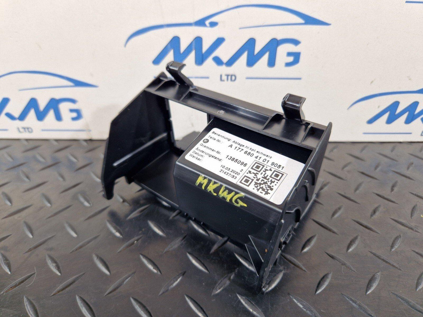 18-ON MERCEDES BENZ A CLASS W177 GENUINE CENTER CONSOLE REAR STORAGE TRIM BOX