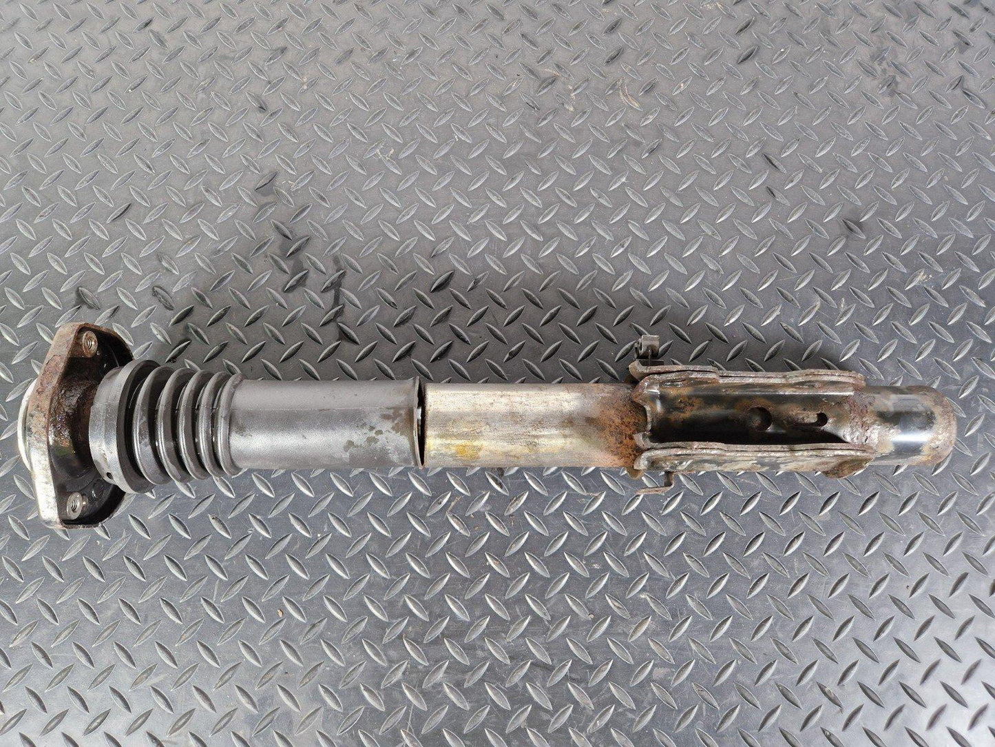 06-14 MERCEDES BENZ SPRINTER W906 FRONT N/O/S SHOCK ABSORBER A9063206230