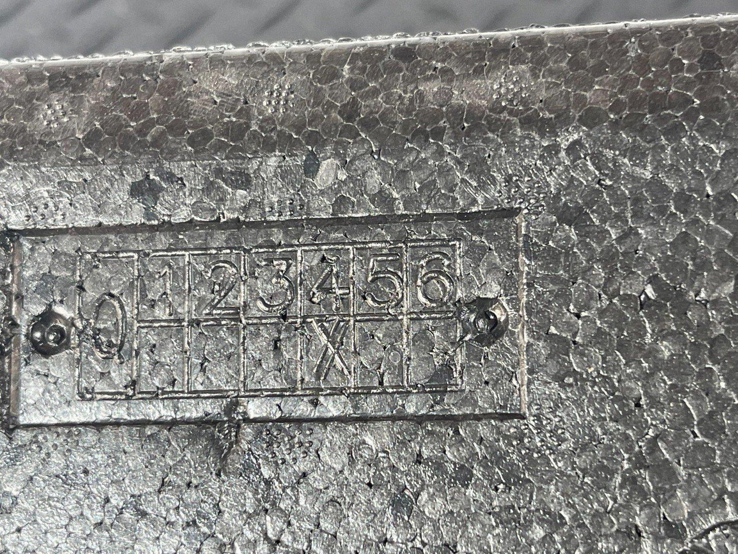 12-18 MERCEDES A-CLASS W176 GENUINE REAR RIGHT DRIVER SIDE BOOT FOAM A1768900216