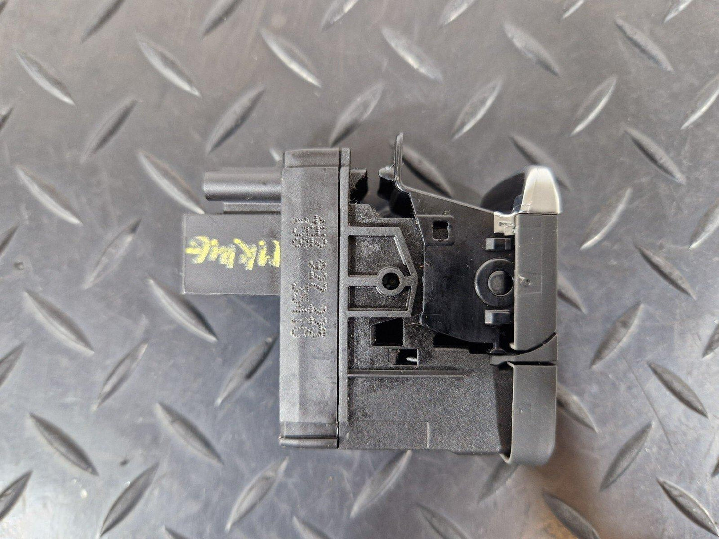 10-17 AUDI A8 4H 7  ELECTRIC PARKING BRAKE CONTROL BUTTON SWITCH 4H2927225
