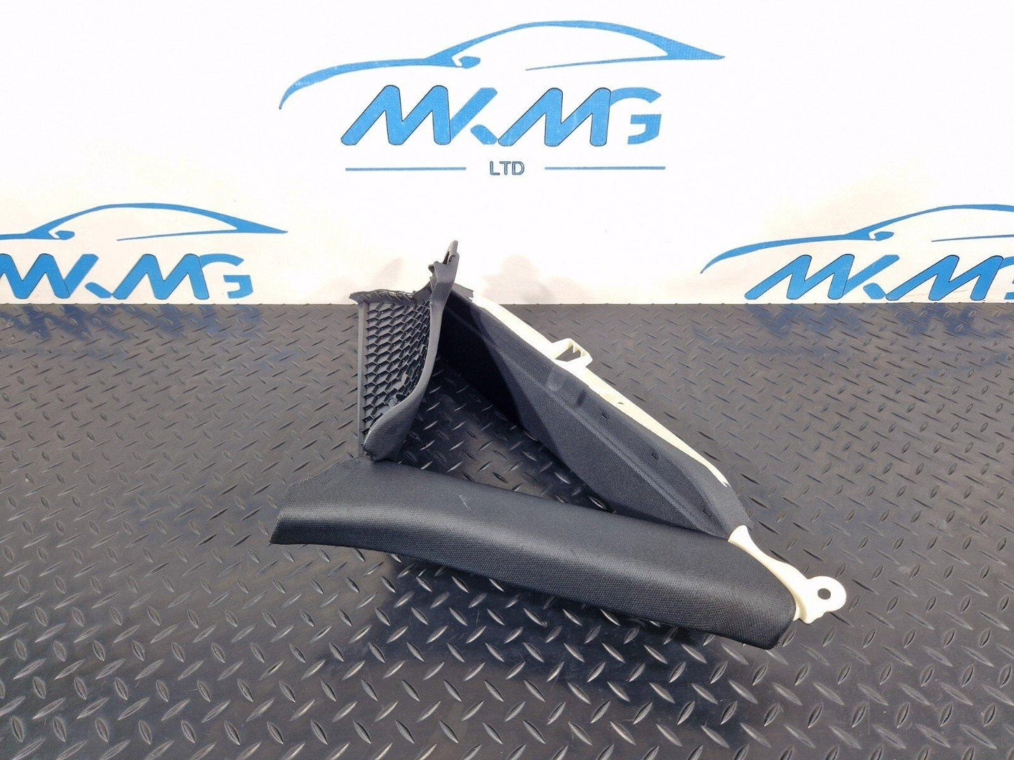 12-18 AUDI A6 C7 GENUINE LEFT PASSENGER SIDE C-PILLAR TRIM COVER 4G5867287