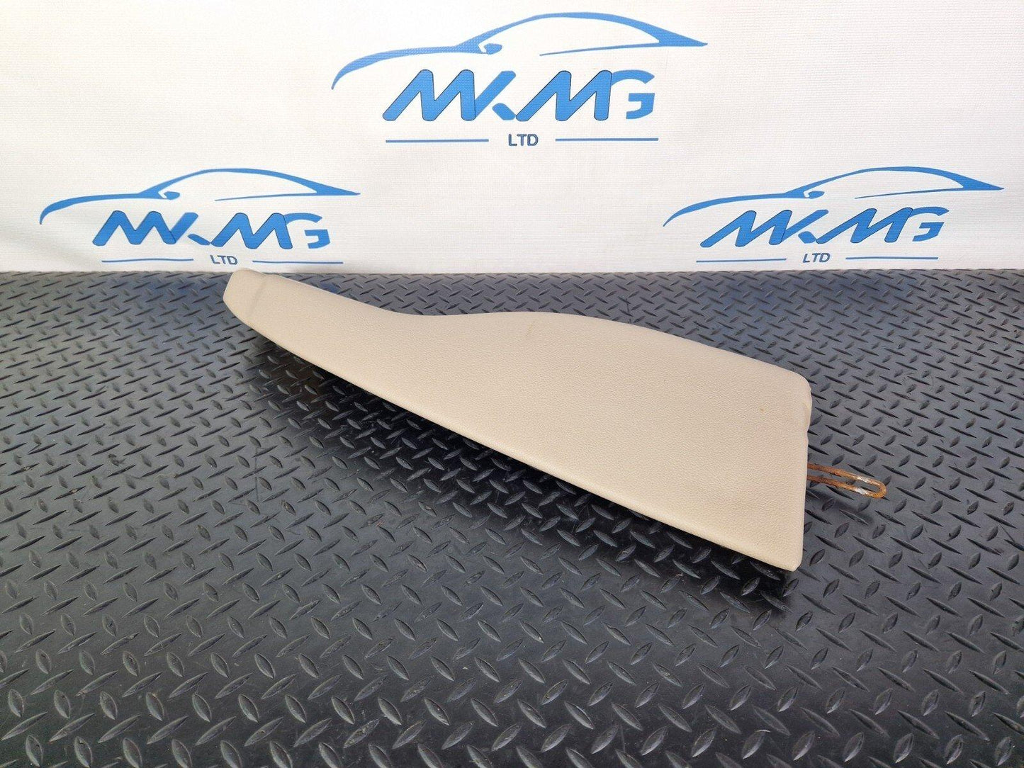 14-21 MERCEDES BENZ W205 OEM REAR SEAT BOLSTER PANEL RIGHT SIDE 5504251022