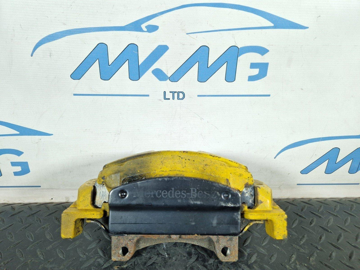 16-19 MERCEDES BENZ GLE W166 GENUINE FRONT RIGHT O/S BRAKE CALIPER