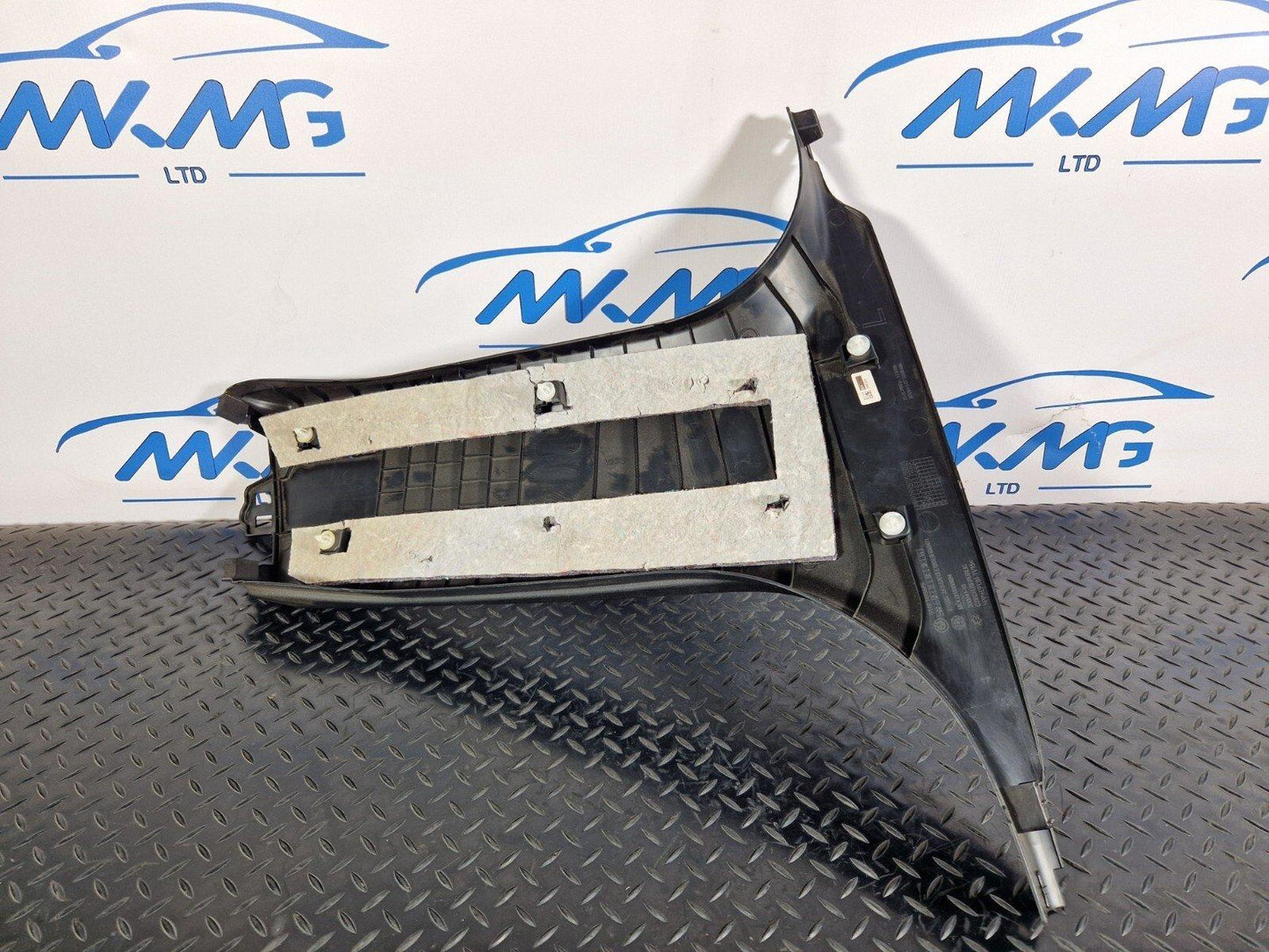 BMW 2 SERIES GRAN COUPE F44 COLUMN BOTTOM COVER LEFT SIDE B PILLAR TRIM 7475575
