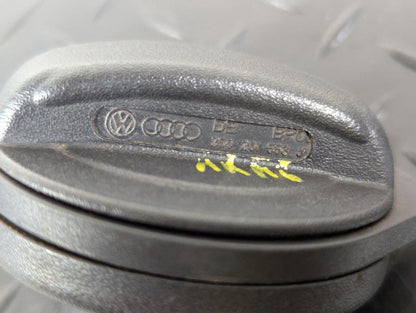 10-17 AUDI A8 4H GENUINE TANK CAP CLOSURE FUEL