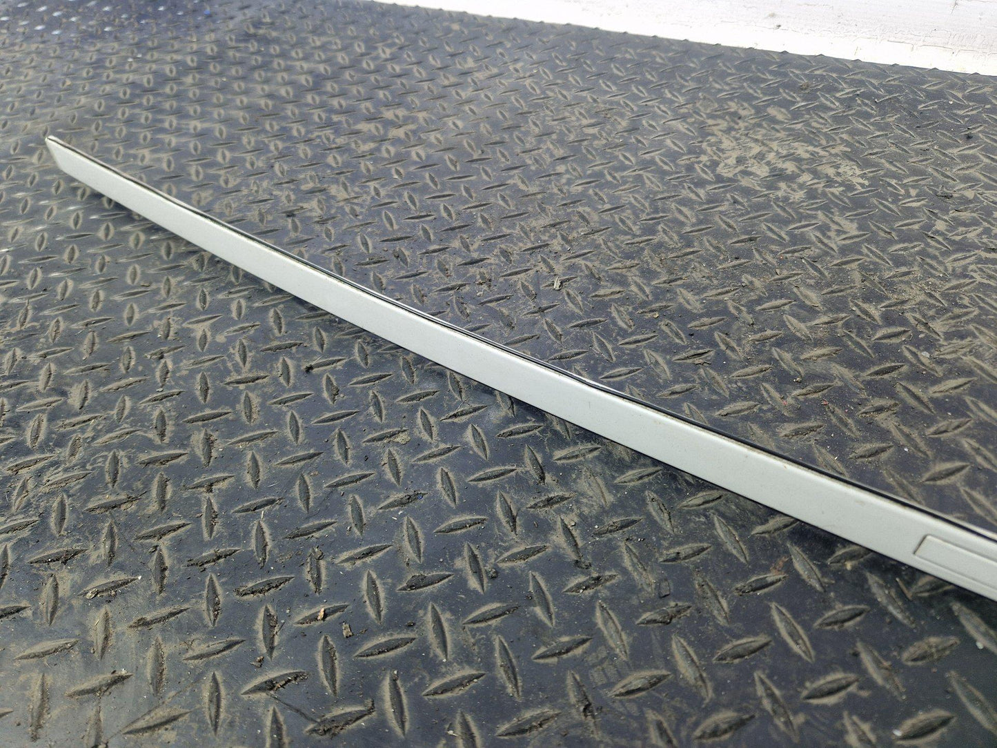 BMW 1 Series F20 F21 Front Left Side Upper Roof Rail Trim Genuine 7240685