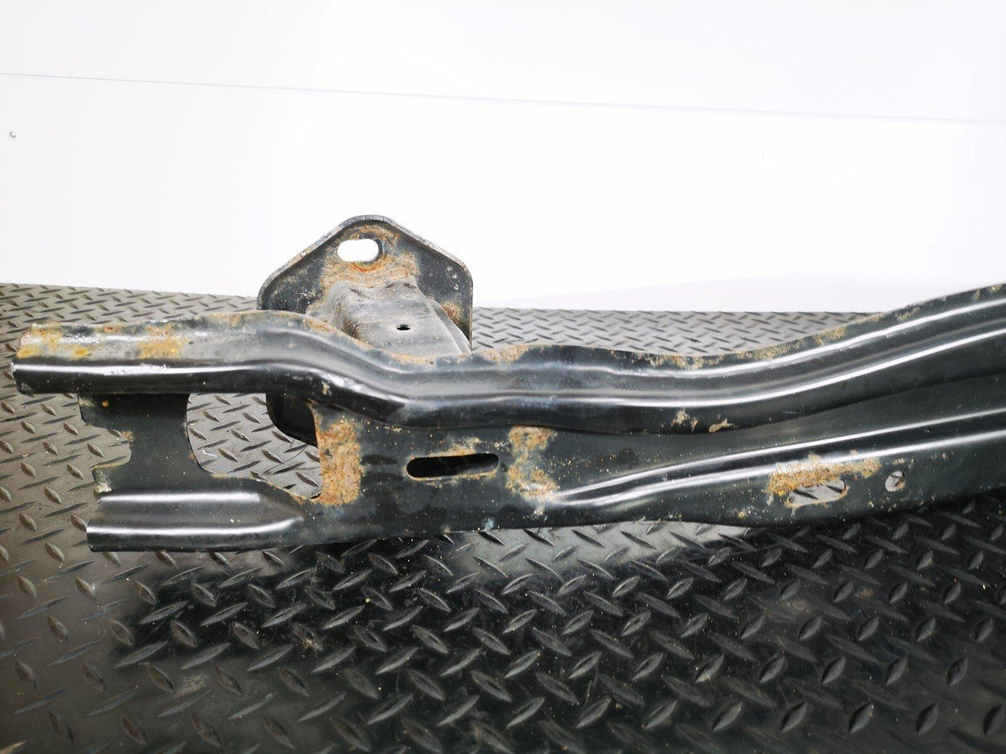 14-20 BMW 4-SERIES M-SPORT F32/F82 GENUINE REAR CRASH BAR (DAMAGED SEE PIC)