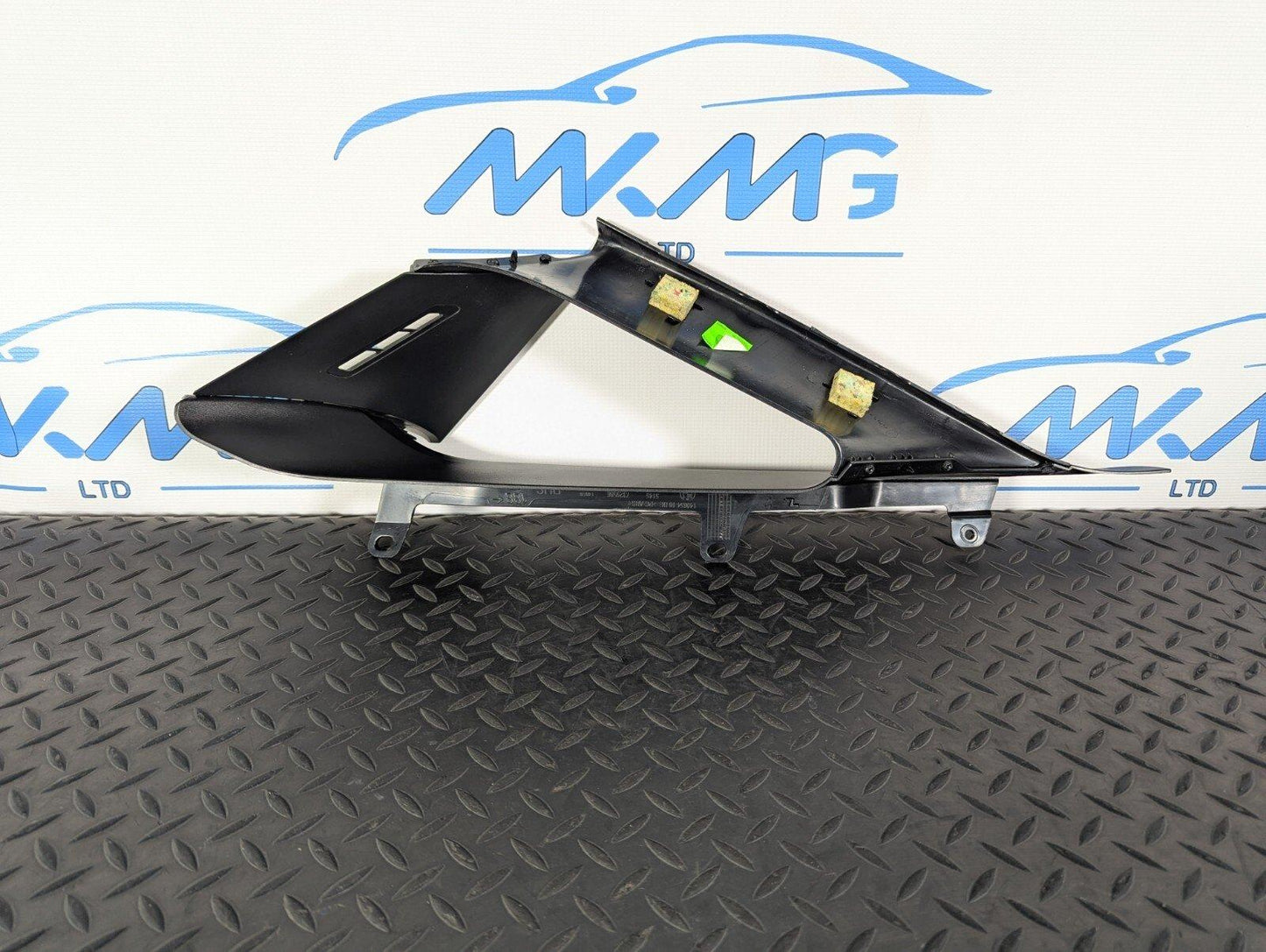 14-21 BMW 2 SERIES 218d GRAN TOURER F46 RIGHT A-PILLAR TRIM COVER BLACK 7329586
