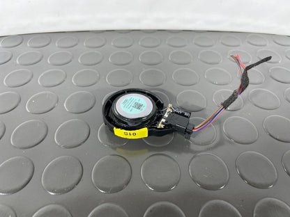 16-19 AUDI A4 B9 ESTATE GENUINE FRONT RIGHT OSF DOOR TWEETER SPEAKER 8W0035399A