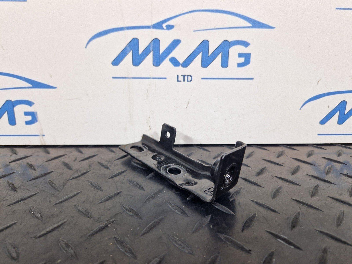 BMW 1 2 X1 X2 SERIES F40 F44 F45 F46 F48 F39 BATTERY SUPPORT BRACKET 6828269
