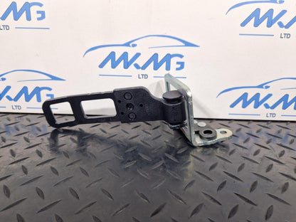 14-20 MERCEDES BENZ GLA X156 REAR SEAT LOCK STRIKER BRACKET A1569208200