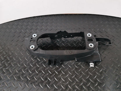 16-19 AUDI A4 B9 SALOON GENUINE MANUAL GEARSTICK MOUNTING BRACKET 8W0863531