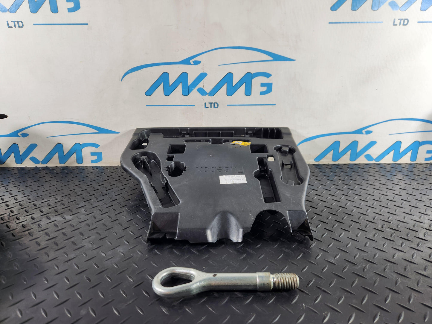 Mercedes-Benz Sprinter W907 Standard Cargo Van Storage Compartment A9075460900