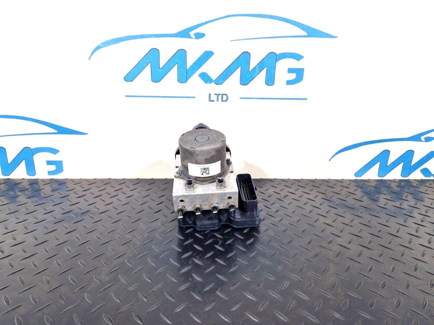 18-ON MERCEDES BENZ SPRINTER W907 OEM ABS PUMP & MODULE A9079003703