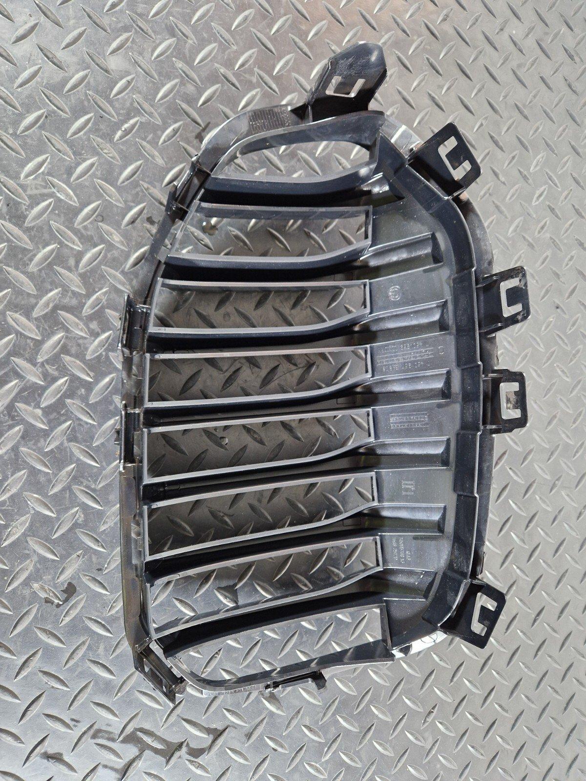 20-24 BMW 1 SERIES F40 FRONT BUMPER LEFT SIDE KIDNEY GRILL 7450959 7450957