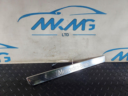 19-ON MERCEDES BENZ B CLASS W247 GENUINE FRONT SILL KICK PLATE A1776809705