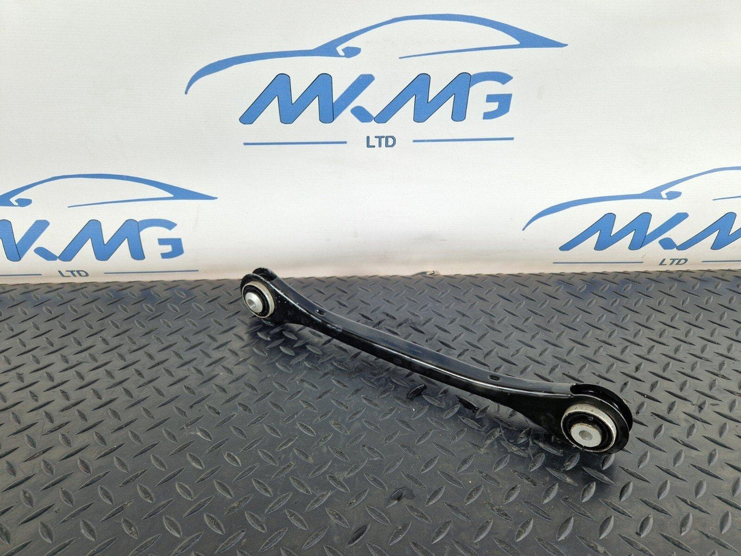 16-19 AUDI A4 AVANT B9 GENUINE REAR LEFT LOWER CONTROL ARM 4M0505291D 4M0505425D