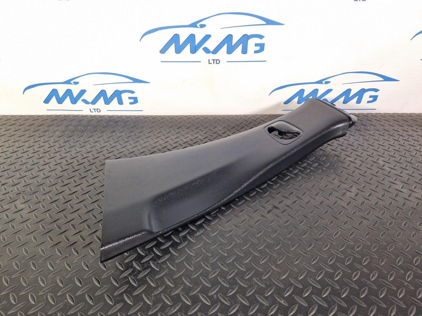 GENUINE MERCEDES A CLASS W177 PASSENGER SIDE TOP B PILLAR TRIM A1776900200