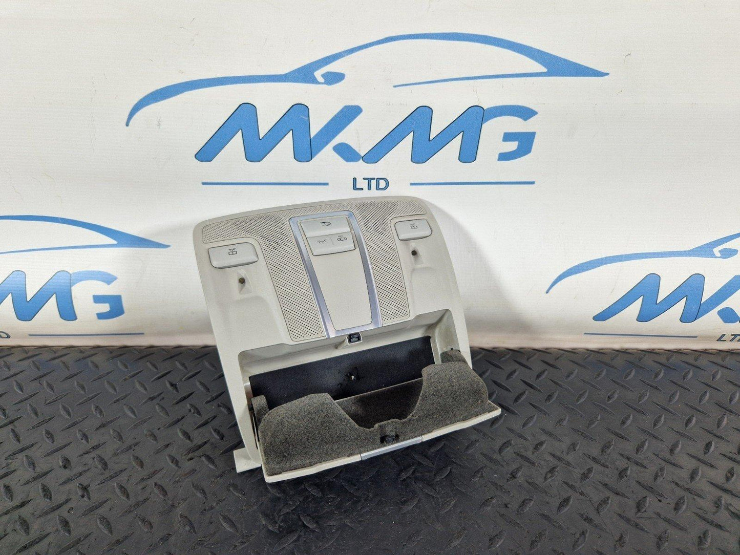 11-19 MERCEDES BENZ ML W166 FRONT INTERIOR READING LIGHT SWITCH A1669008806