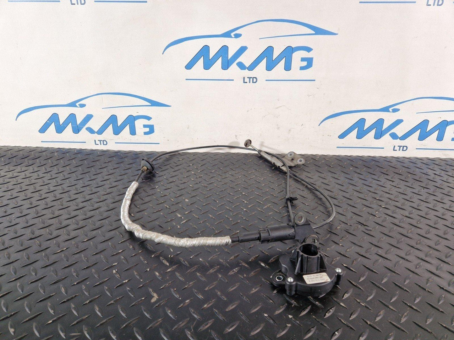 16-20 AUDI Q7 4M S-LINE GENUINE HANDBRAKE CABLE WITH MECHANISM 4M2713035B