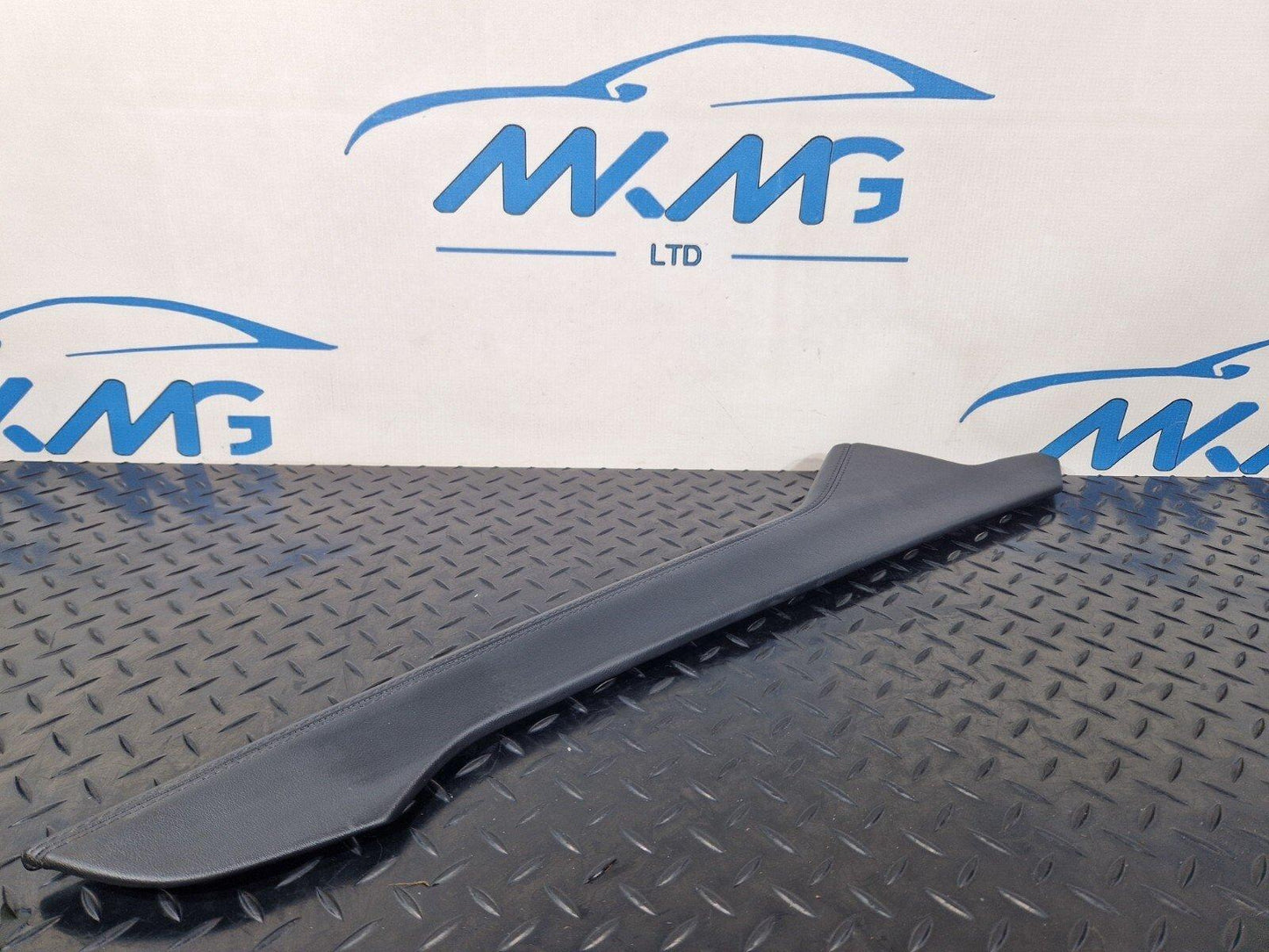 16-19 AUDI A4 B9 GENUINE DRIVER SIDE CENTRE CONSOLE LEATHER TRIM 8W2863306A