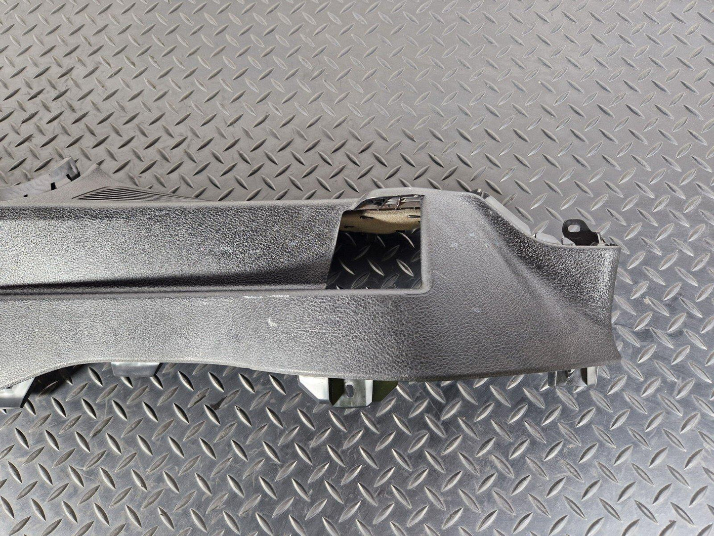 14-21 BMW 2 SERIES GRAN TOURER F45 F46 TRUNK BOOT LEFT RAILING TRIM 7360949