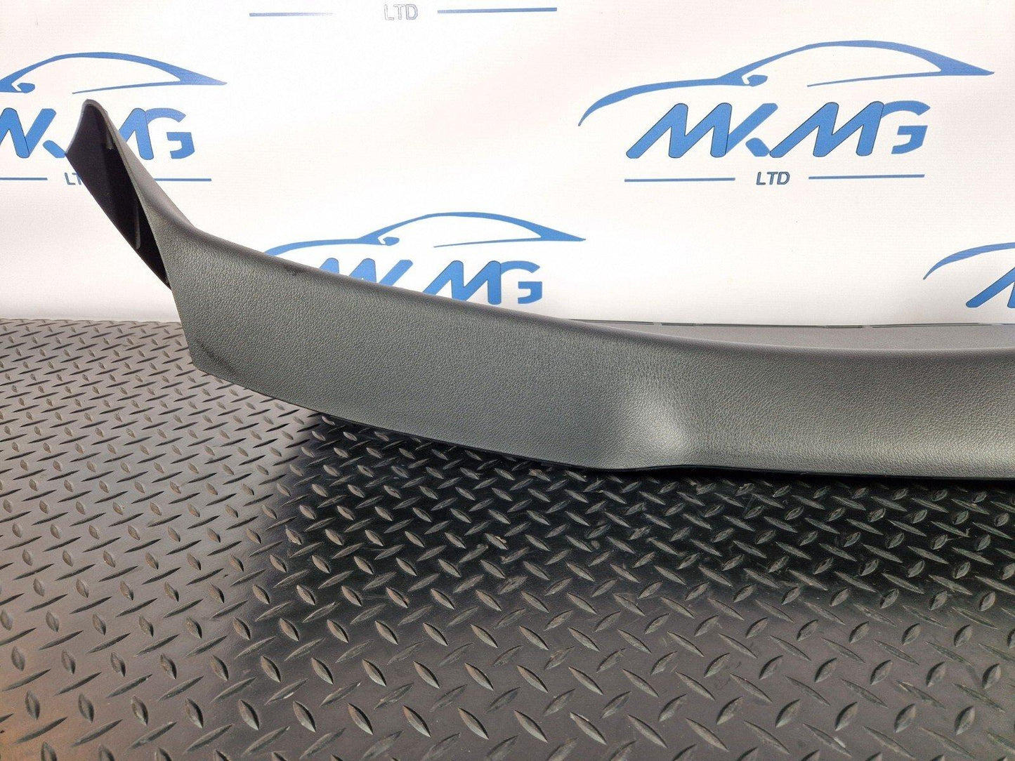 18-ON MERCEDES BENZ A CLASS W177 REAR BOOT INTERIOR TRIM A1777400500