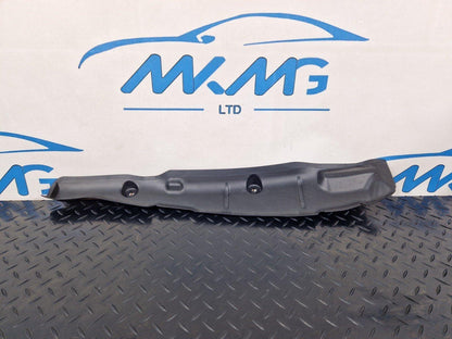 16-19 AUDI A4 B9 SALOON GENUINE FRONT RIGHT WING FILLER INSULATOR 8W0821112