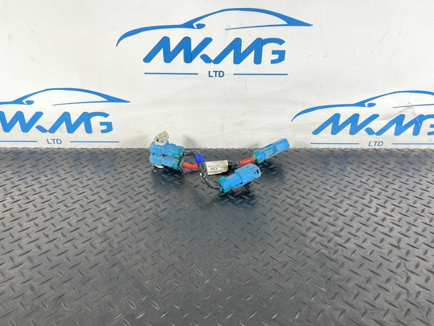 2019-ON LAND ROVER DISCOVERY L550 INLINE CABLE TO BATTERY BOX K8D214N166AD