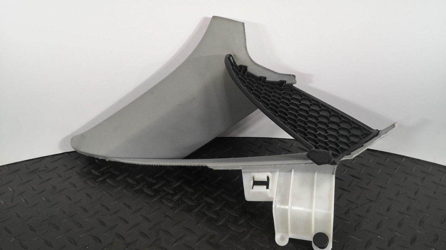 16-19 AUDI A4 B9 S-LINE GENUINE REAR LEFT PASSENGER SIDE C-PILLAR 8w5867287